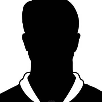 Daniel Bang Headshot